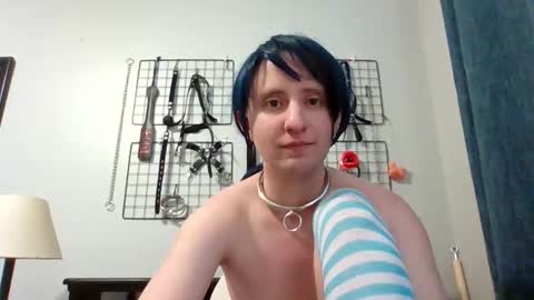 Snapshot of servilesarah chatting on March 3, 2026, 11:43 pm Servile Sarah online show from March 3, 2026, 11:43 pm