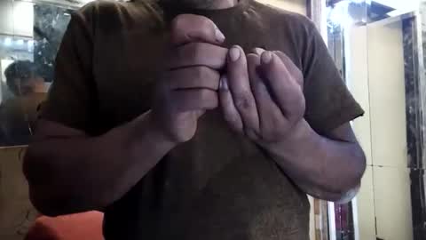 servingfems online show from November 10, 2025, 6:40 pm