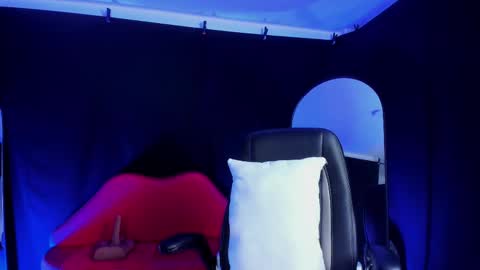 Snapshot of sesymilf chatting on October 14, 2025, 3:40 am LUCERO online show from October 14, 2025, 3:40 am