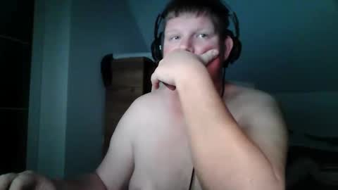 setcuna online show from November 22, 2025, 9:14 pm