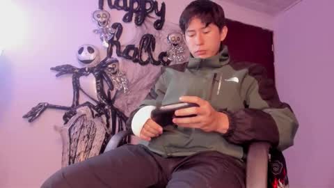 Snapshot of setsuna_10 chatting on October 25, 2025, 2:41 am david online show from October 25, 2025, 2:41 am