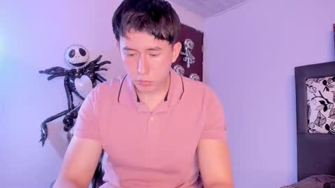 Snapshot of setsuna_10 chatting on November 20, 2025, 1:06 am david online show from November 20, 2025, 1:06 am