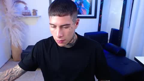 Snapshot of setthomas chatting on September 8, 2025, 9:58 pm Thomas online show from September 8, 2025, 9:58 pm