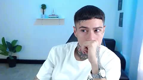 Thomas online show from October 17, 2025, 3:03 pm