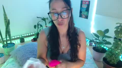 samy online show from June 16, 2026, 3:53 am