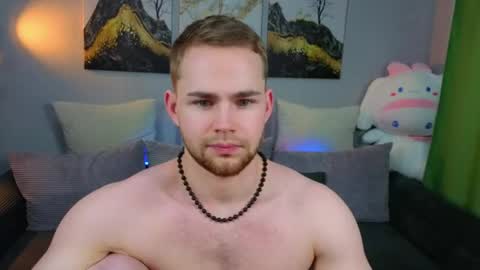 Snapshot of sevans14 chatting on April 21, 2026, 2:51 am SevanS14 online show from April 21, 2026, 2:51 am