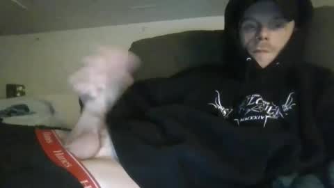 SevenIncheZ online show from March 3, 2025, 10:42 pm