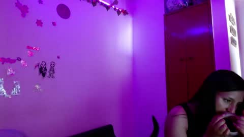 Snapshot of sex_addicts777 chatting on May 27, 2026, 8:39 pm Ask us online show from May 27, 2026, 8:39 pm