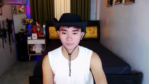 sexandroid1016 online show from November 25, 2025, 1:16 am