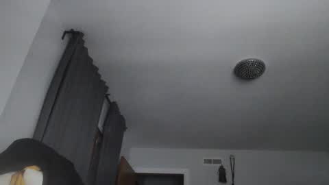 sexbrute online show from November 19, 2025, 2:28 pm