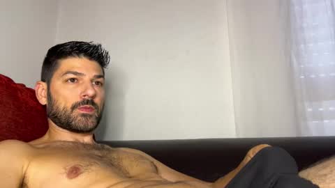 Snapshot of sexfriendch chatting on September 17, 2025, 3:24 pm Lucenzo online show from September 17, 2025, 3:24 pm