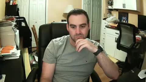 Snapshot of sexfungames chatting on January 17, 2025, 12:10 am Kyle online show from January 17, 2025, 12:10 am