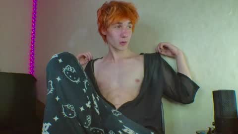 Snapshot of sexi_grunger chatting on June 27, 2026, 8:14 pm Big Cock online show from June 27, 2026, 8:14 pm