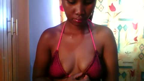 Maggie online show from November 26, 2025, 9:21 am