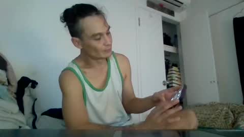 Snapshot of sexiiisenseiii chatting on January 7, 2025, 3:54 pm dankdiggler online show from January 7, 2025, 3:54 pm