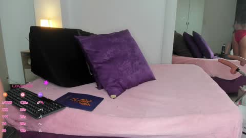 Rosa  online show from January 25, 2025, 4:24 pm