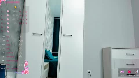 Snapshot of sexkarina1 chatting on January 13, 2025, 10:58 am Sex Kari online show from January 13, 2025, 10:58 am