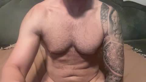 Snapshot of sexologistbull chatting on May 2, 2026, 2:44 pm SexologistBull online show from May 2, 2026, 2:44 pm