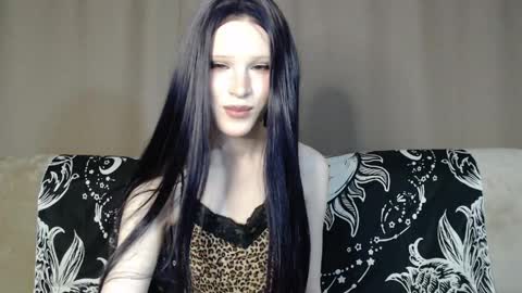Snapshot of sexpired_princess chatting on April 26, 2026, 10:13 am Nextdoor Princess online show from April 26, 2026, 10:13 am