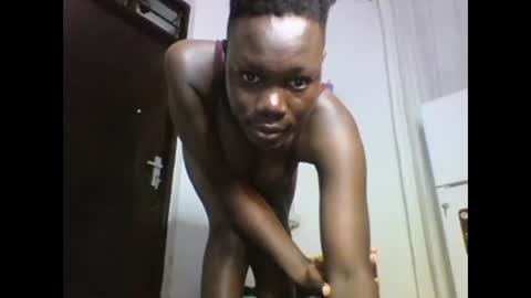 Snapshot of sexqueen02 chatting on January 25, 2025, 8:21 am sexqueen02 online show from January 25, 2025, 8:21 am