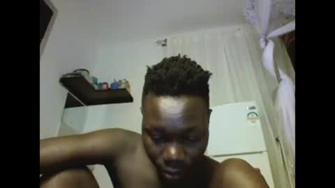 Snapshot of sexqueen02 chatting on February 1, 2025, 2:47 am sexqueen02 online show from February 1, 2025, 2:47 am