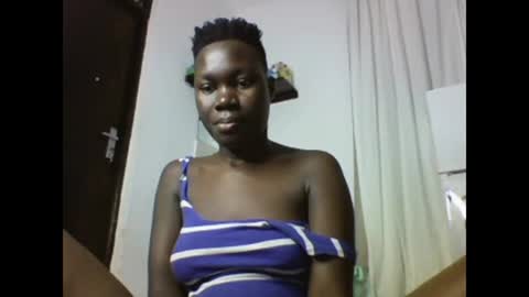 Snapshot of sexqueen02 chatting on February 4, 2025, 10:54 am sexqueen02 online show from February 4, 2025, 10:54 am