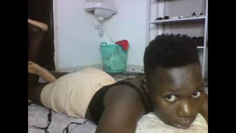 Snapshot of sexqueen02 chatting on February 22, 2025, 11:03 pm sexqueen02 online show from February 22, 2025, 11:03 pm