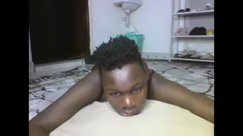 Snapshot of sexqueen02 chatting on February 28, 2025, 3:48 am sexqueen02 online show from February 28, 2025, 3:48 am