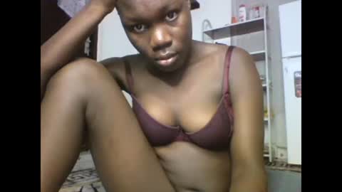 Snapshot of sexqueen02 chatting on March 2, 2025, 5:54 am sexqueen02 online show from March 2, 2025, 5:54 am