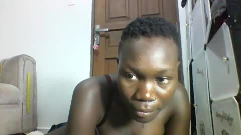 Snapshot of sexqueen02 chatting on September 16, 2025, 6:20 pm sexqueen02 online show from September 16, 2025, 6:20 pm