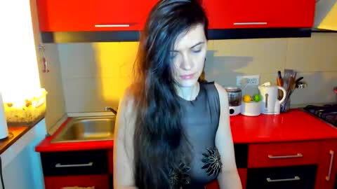 sexqueen1111 online show from November 26, 2025, 2:01 am