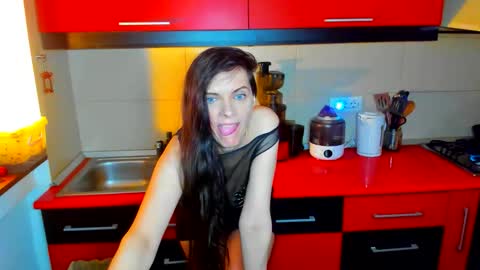 sexqueen1111 online show from March 13, 2026, 2:45 pm