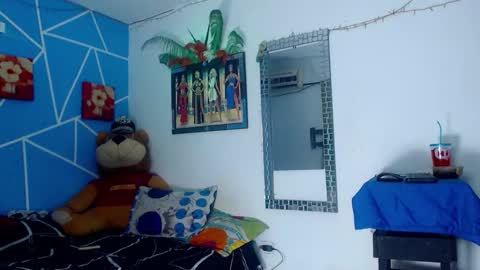 Snapshot of sextshotlati chatting on November 30, 2025, 12:47 am thiago online show from November 30, 2025, 12:47 am