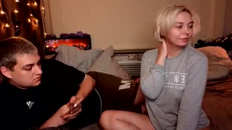 Snapshot of sexvibecouple chatting on November 15, 2025, 12:19 am sexvibecouple online show from November 15, 2025, 12:19 am