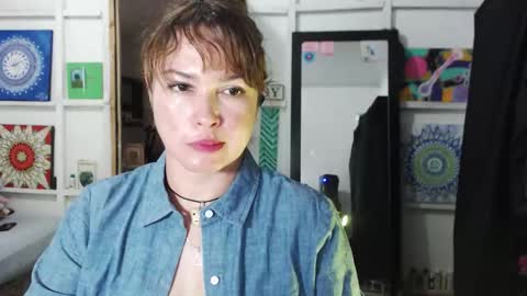 CHIARA   online show from October 21, 2025, 7:36 pm