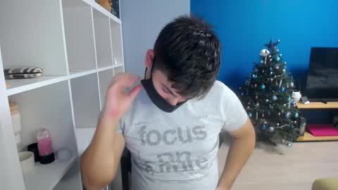 Snapshot of sexxxdickbig chatting on December 25, 2024, 3:49 pm Tommy online show from December 25, 2024, 3:49 pm