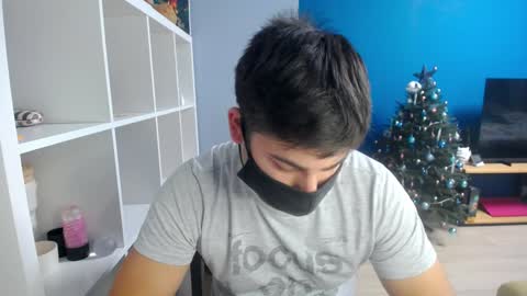 Snapshot of sexxxdickbig chatting on December 25, 2024, 7:24 pm Tommy online show from December 25, 2024, 7:24 pm