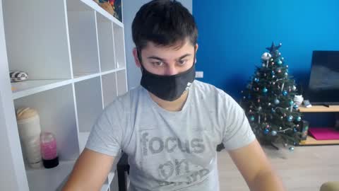 Snapshot of sexxxdickbig chatting on December 26, 2024, 9:22 am Tommy online show from December 26, 2024, 9:22 am