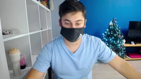 Snapshot of sexxxdickbig chatting on January 2, 2025, 6:12 pm Tommy online show from January 2, 2025, 6:12 pm