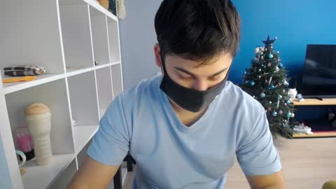 Snapshot of sexxxdickbig chatting on January 15, 2025, 7:26 am Tommy online show from January 15, 2025, 7:26 am