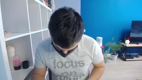 Snapshot of sexxxdickbig chatting on February 20, 2025, 8:39 am Tommy online show from February 20, 2025, 8:39 am