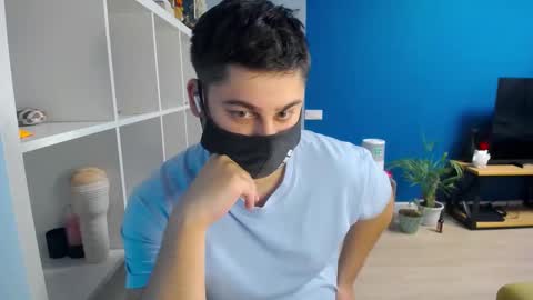Snapshot of sexxxdickbig chatting on February 26, 2025, 8:00 pm Tommy online show from February 26, 2025, 8:00 pm