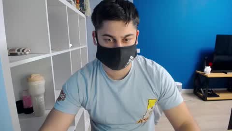 Snapshot of sexxxdickbig chatting on March 1, 2025, 7:15 pm Tommy online show from March 1, 2025, 7:15 pm