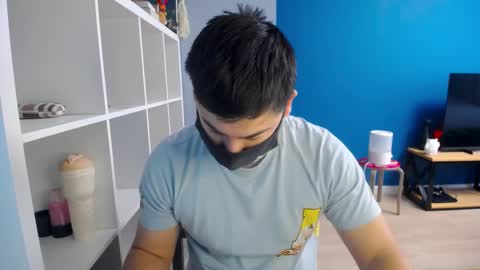 Snapshot of sexxxdickbig chatting on March 4, 2025, 9:40 am Tommy online show from March 4, 2025, 9:40 am