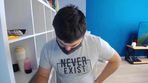 Snapshot of sexxxdickbig chatting on March 6, 2025, 8:41 am Tommy online show from March 6, 2025, 8:41 am