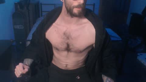 SiuL online show from January 17, 2025, 1:46 pm