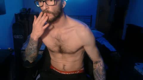 SiuL online show from January 28, 2025, 5:56 pm