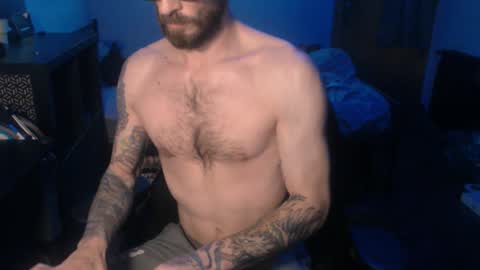 SiuL online show from February 4, 2025, 8:59 pm