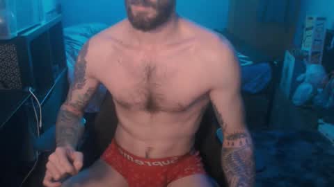 SiuL online show from February 9, 2025, 9:28 pm