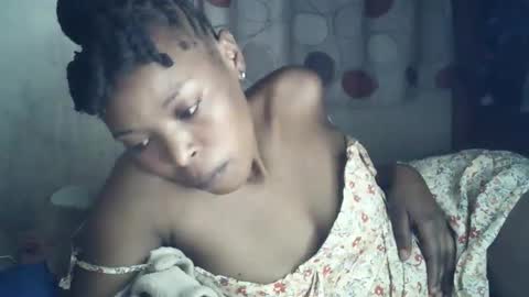 Snapshot of sexxy_curvy23 chatting on February 3, 2026, 1:48 am sexxy_curvy23 online show from February 3, 2026, 1:48 am